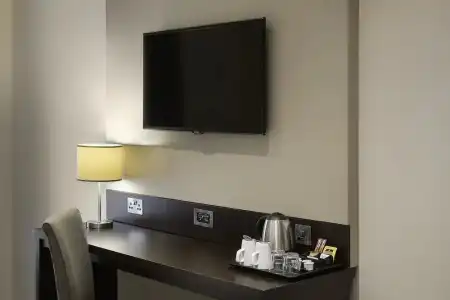 Premier Inn London Tower Bridge - 35
