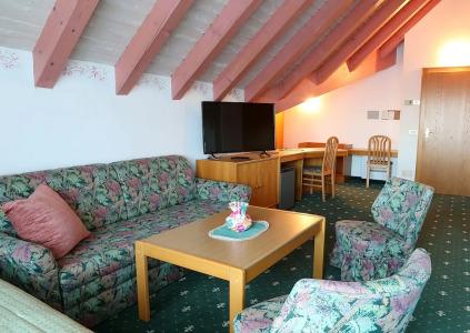 Belvedere & Paradise Club Center - 5