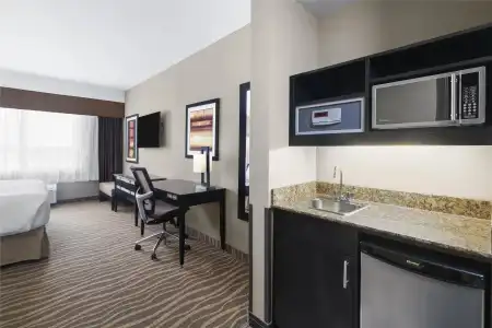 Best Western Premier Freeport Inn Calgary Airport - 106