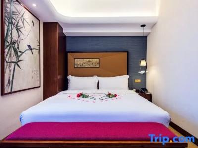 Lujia International - 77