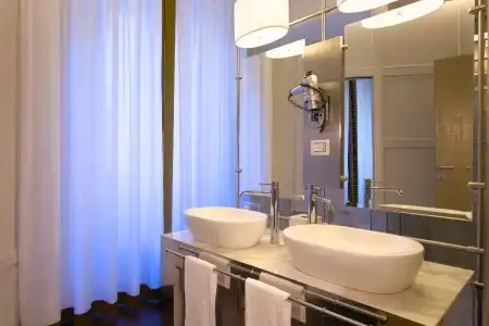 Stendhal & Luxury Suites - 5