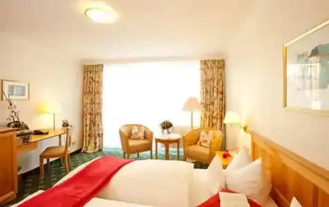 Bayerischer Hof - 3
