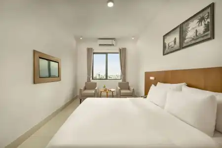 Da Nang Bay - 27
