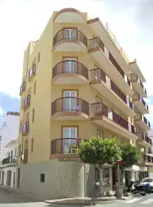 Hostal Residencia Adelino - 0