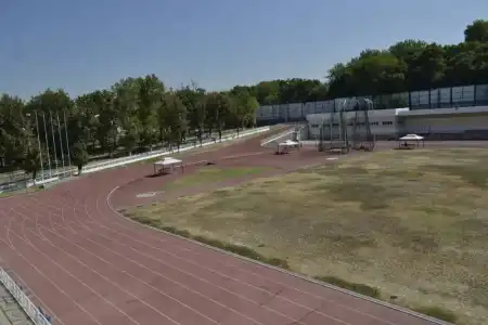 Pakhtakor Athletics - 18