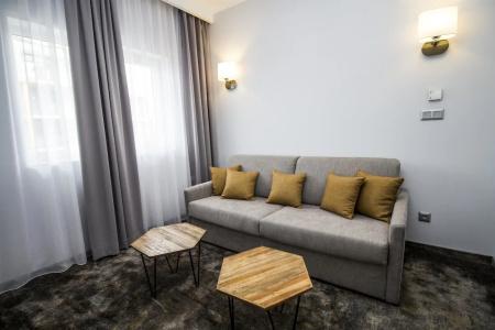 Best Western Plus Premium Inn - 91