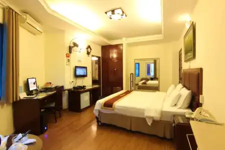 - 61 Luong Ngoc Quyen - 96