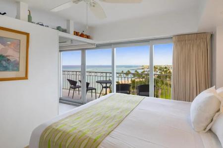 Waikiki Shore by OUTRIGGER - 30
