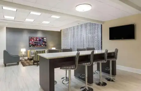 Best Western New Orleans East - 11