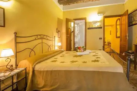 Alloggio dei Vassalli, In the Heart of the Historic Center - 60