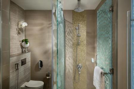 Beach Rotana Residences - 10
