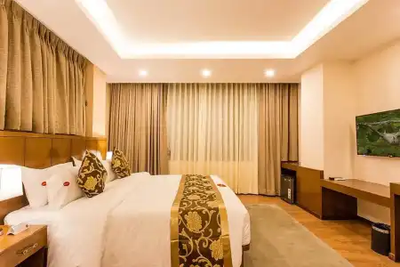 Yatri Suites and Spa - 32