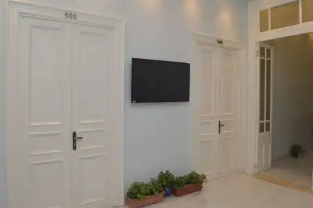 Midtown Hostel - 4