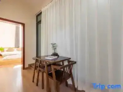 the Dragonfly Guesthouse - 90