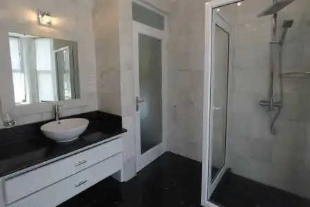 Chateau Elysium Guest house - 10
