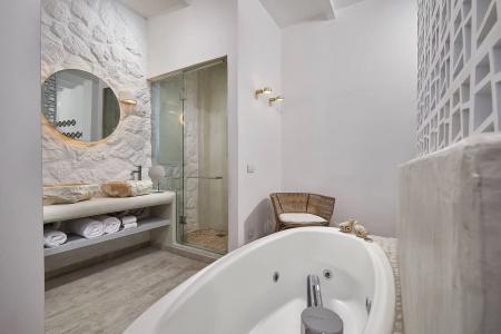 Petri Suites Santorini - 87