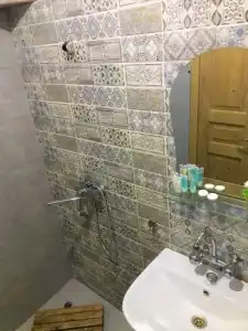 AMBROsador Guest House - 28