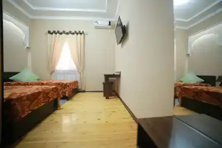 Hafsi Kabir - 5
