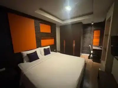 Palette Bella B All Suites Bangkok - 38