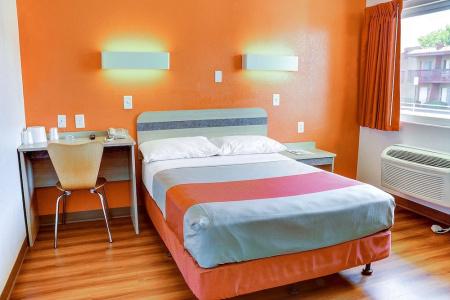 Motel 6 Santa Fe - 42