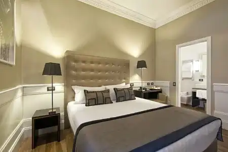 The Independent Suite - 48