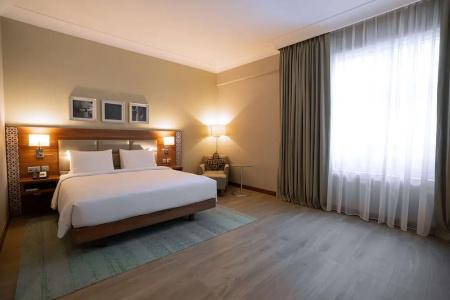 Hilton Garden Inn Dubai Al Muraqabat - Deira - 33