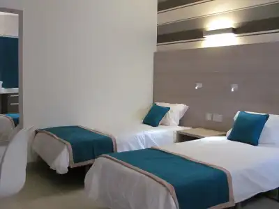 Day's Inn and Residence - 2