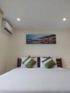 V Check Inn Sukhumvit 22 - 86