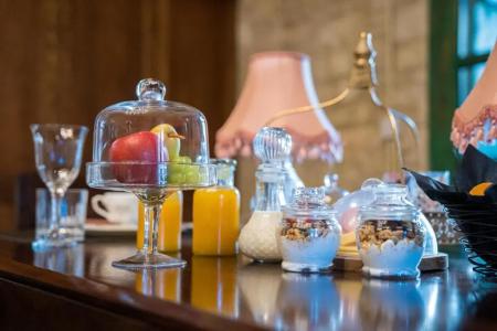 Oinou Strata - Adults Only - 86