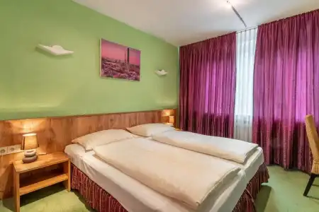 Arosa - Düsseldorf Oberkassel - 24