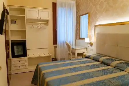 Tivoli - 73