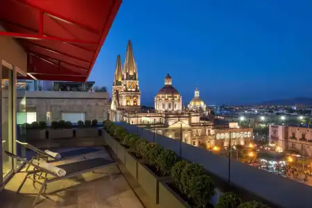 DoubleTree by Hilton Guadalajara Centro Historico - 30