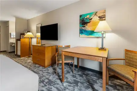 Best Western Ambassador Inn & Suites - 40