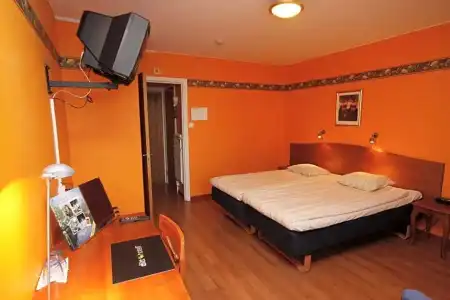 Aveny Bed & Breakfast - 17