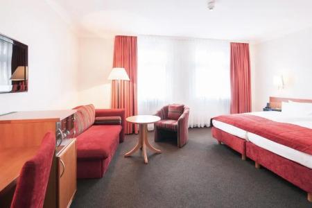 ADELANTE Boutique - 22