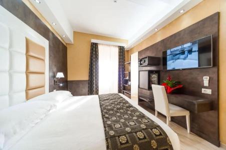 Relais Trevi 95 Boutique - 80