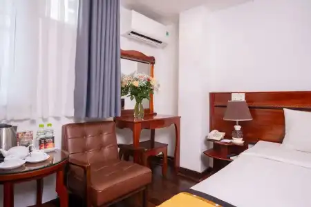 Duc Vuong Saigon - Bui Vien - 71