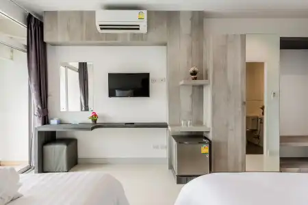 Evergreen Suite - 6