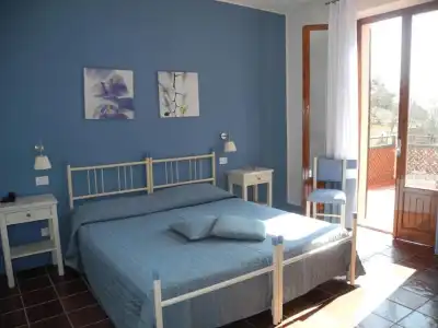 Le Renaie - 28