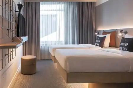 Moxy Lausanne City - 31