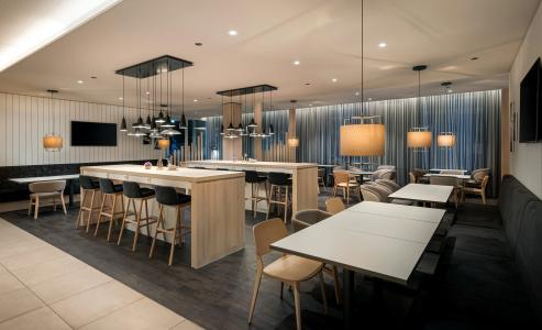 Hampton by Hilton - 15