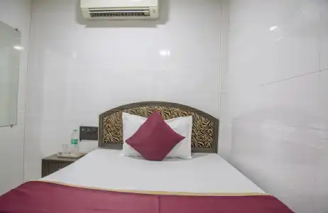 OYO 19353 Relax Guest House - 4