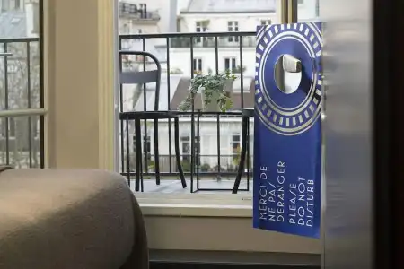 Hôtel Les Matins de Paris & Spa - 84