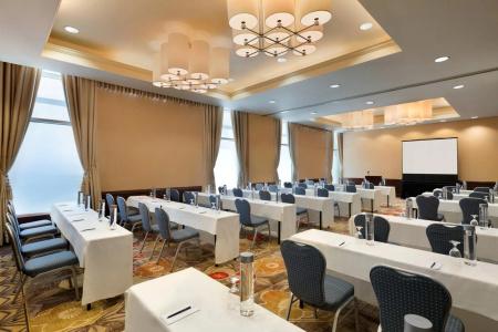 Embassy Suites Los Angeles - Glendale - 16