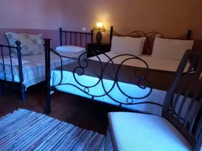 Mythos Guesthouse - 41