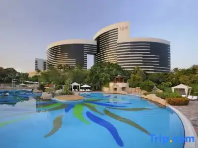 Grand Hyatt - 63