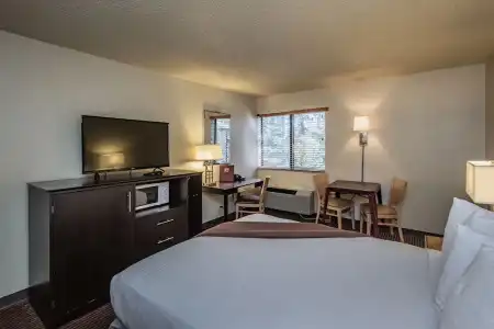 Inn at Truckee - 5