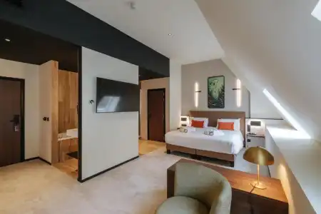 Mercure Namur - 76