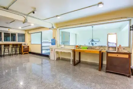 OYO 928 Leaf Hostel - 12