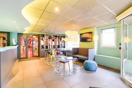 ibis Styles Lyon Confluence - 16
